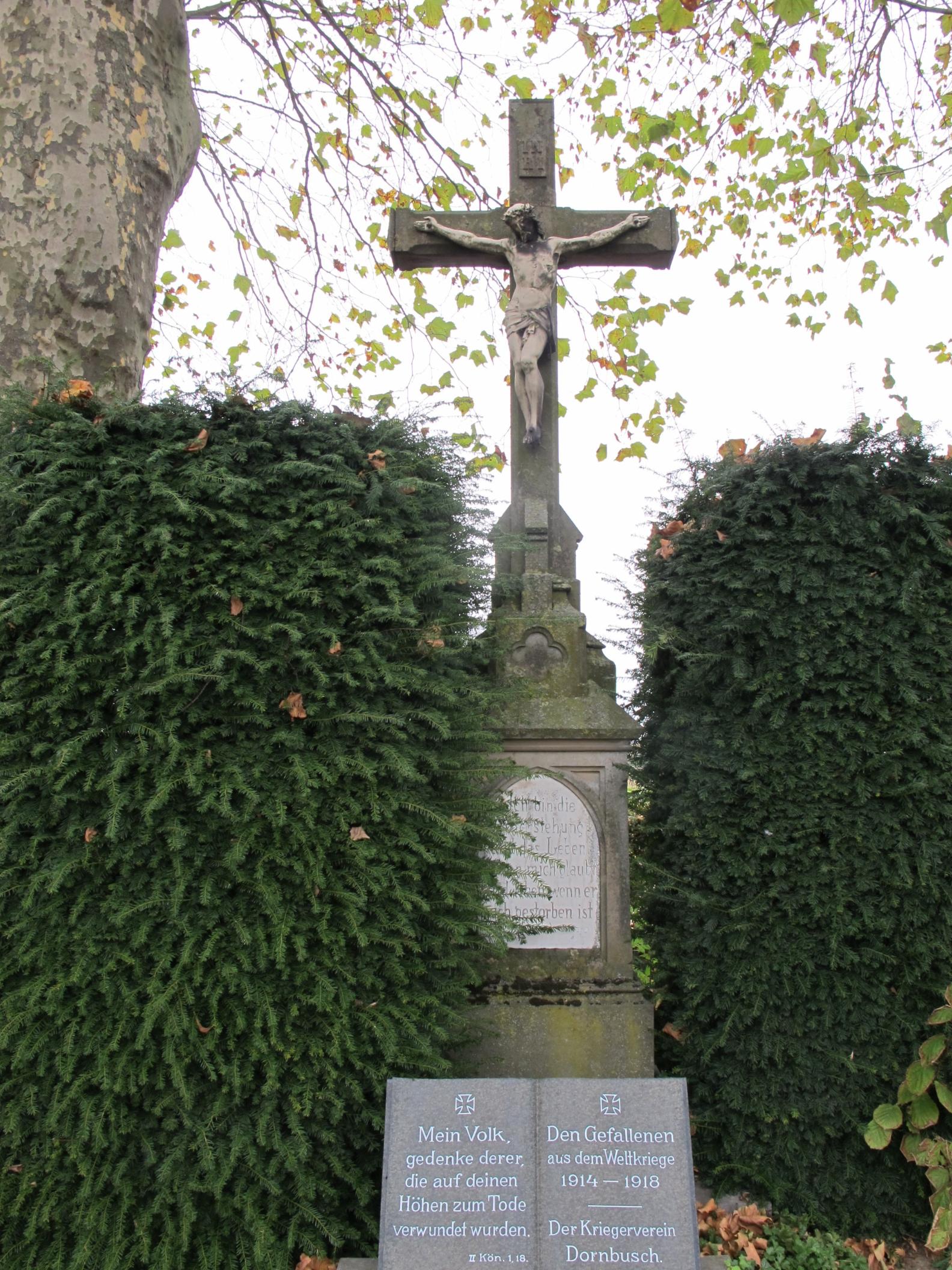 Friedhofskreuz (c) Pastor